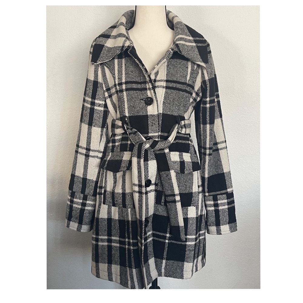 Poetry Clothing Black WHite Plaid woven coat Medium M.